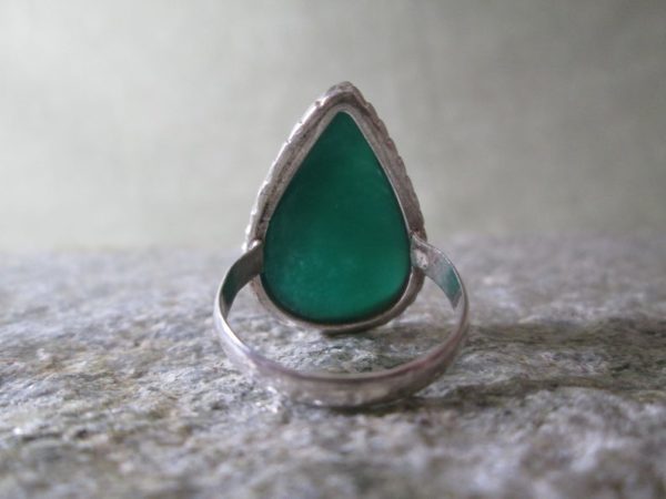 Bespoke Jade Ring TEARDROP Hand Wrought Sterling Silver Size 8 - Image 7